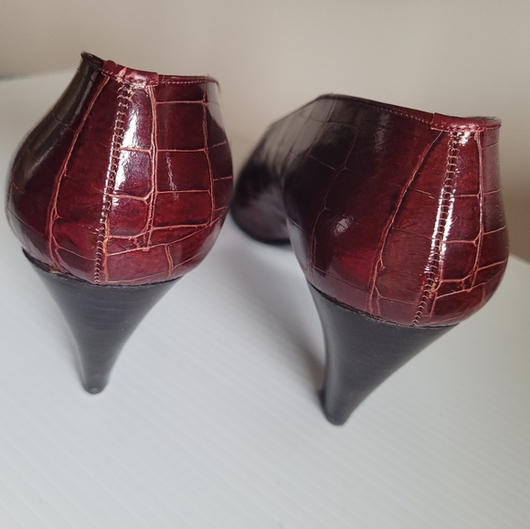 Bally croc embossed burgundy court heels vintage designer heels - Picture 5 of 16